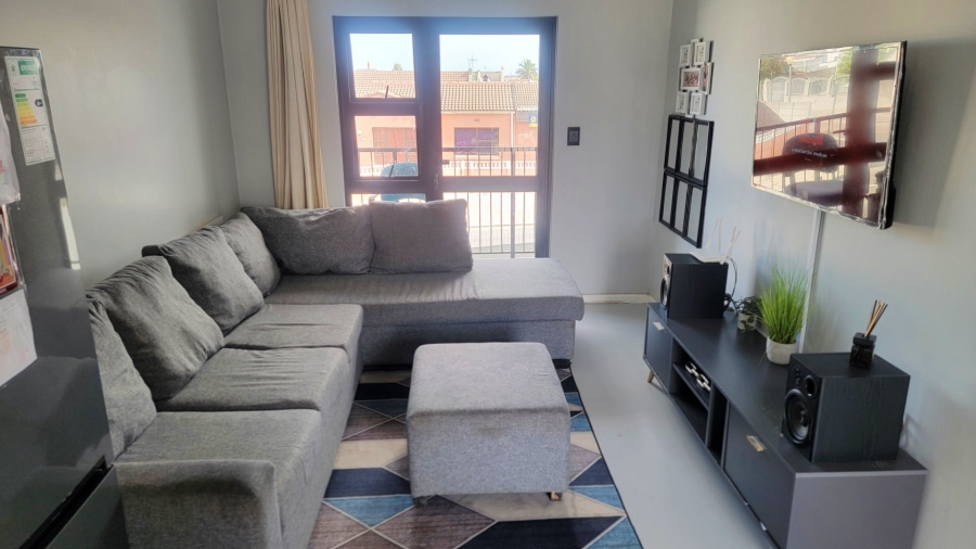1 Bedroom Property for Sale in The Connifers Western Cape